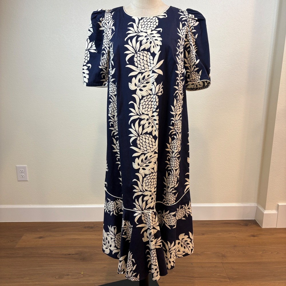 Royal Creations Muumuu Dress Womens L Navy Vintage Pineapple Hawaiian Vacation